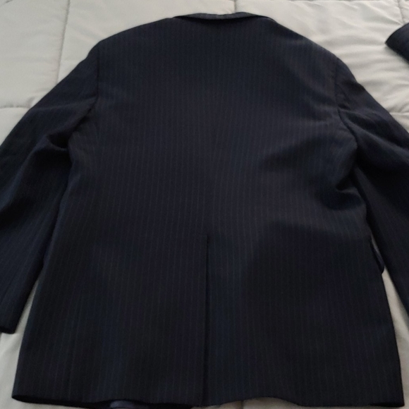 Reed St. James Suit - Suit coat and pant set - Picture 3 of 11